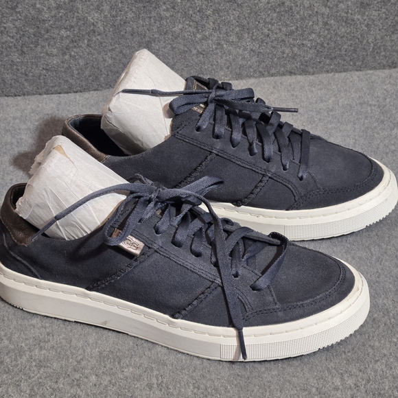 UGG Shoes - UGG Alameda Lace Blue Suede‎ 7.5